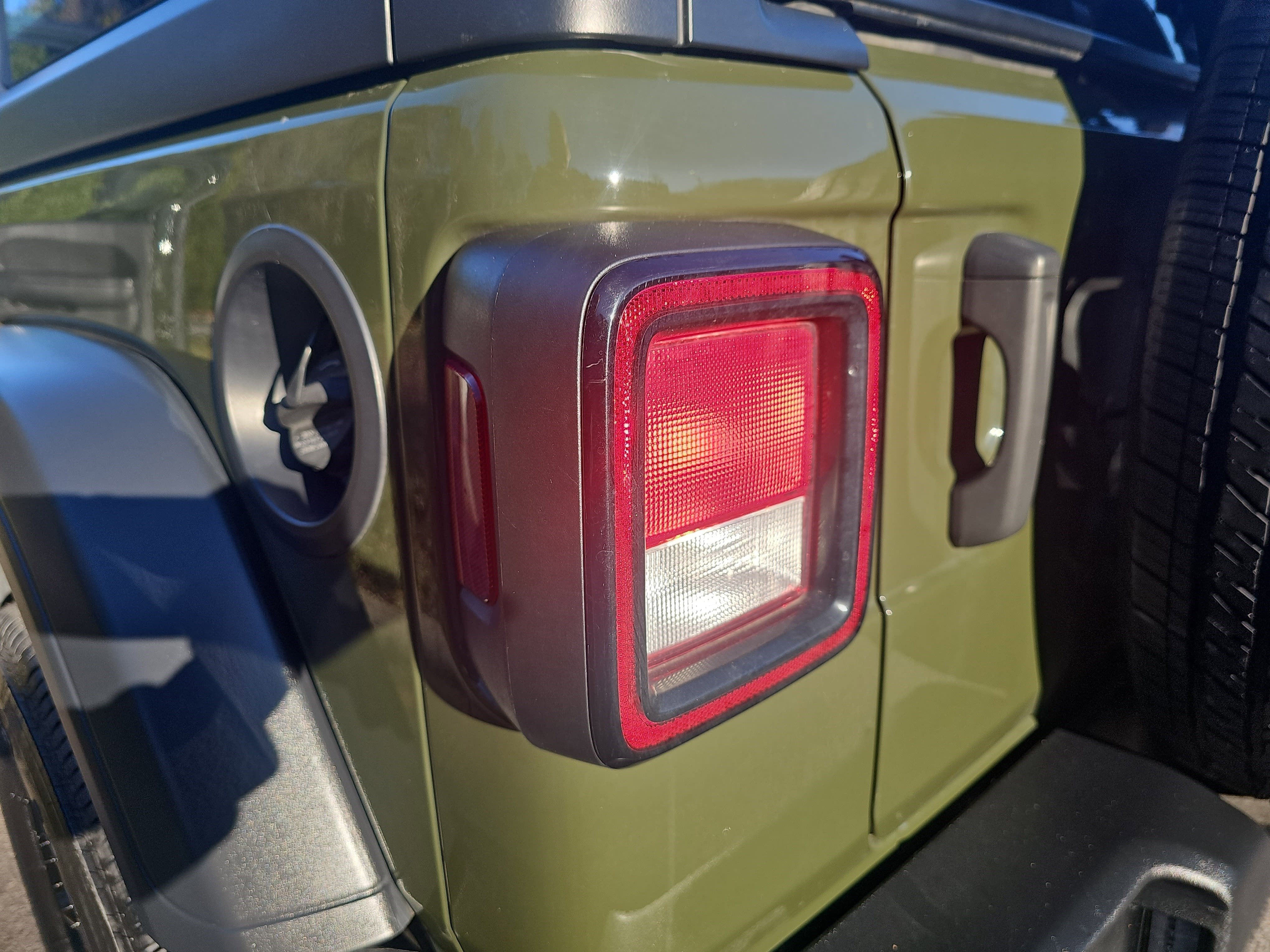 2023 Jeep Wrangler Sport Altitude