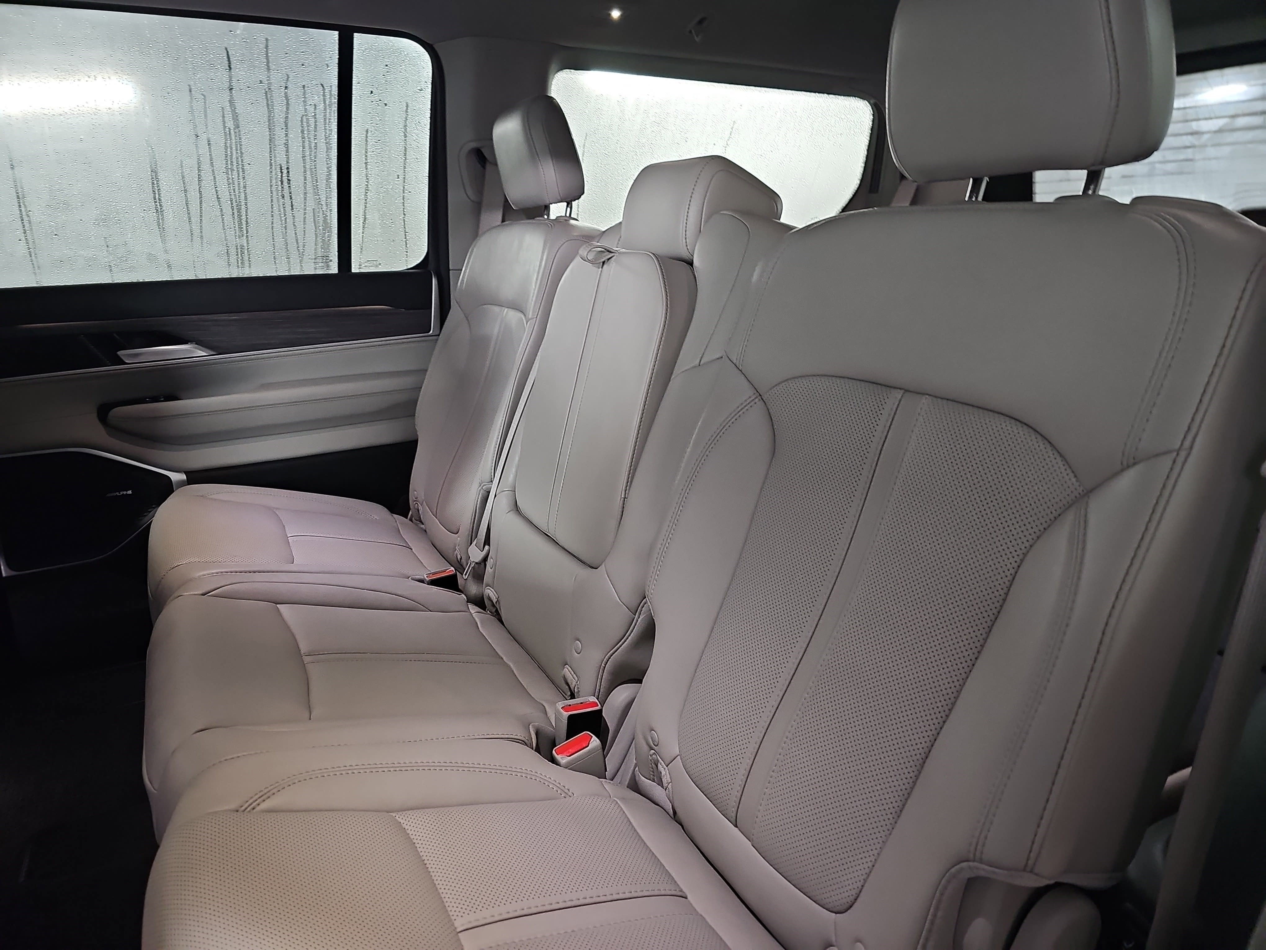 2024 Jeep Wagoneer Series III