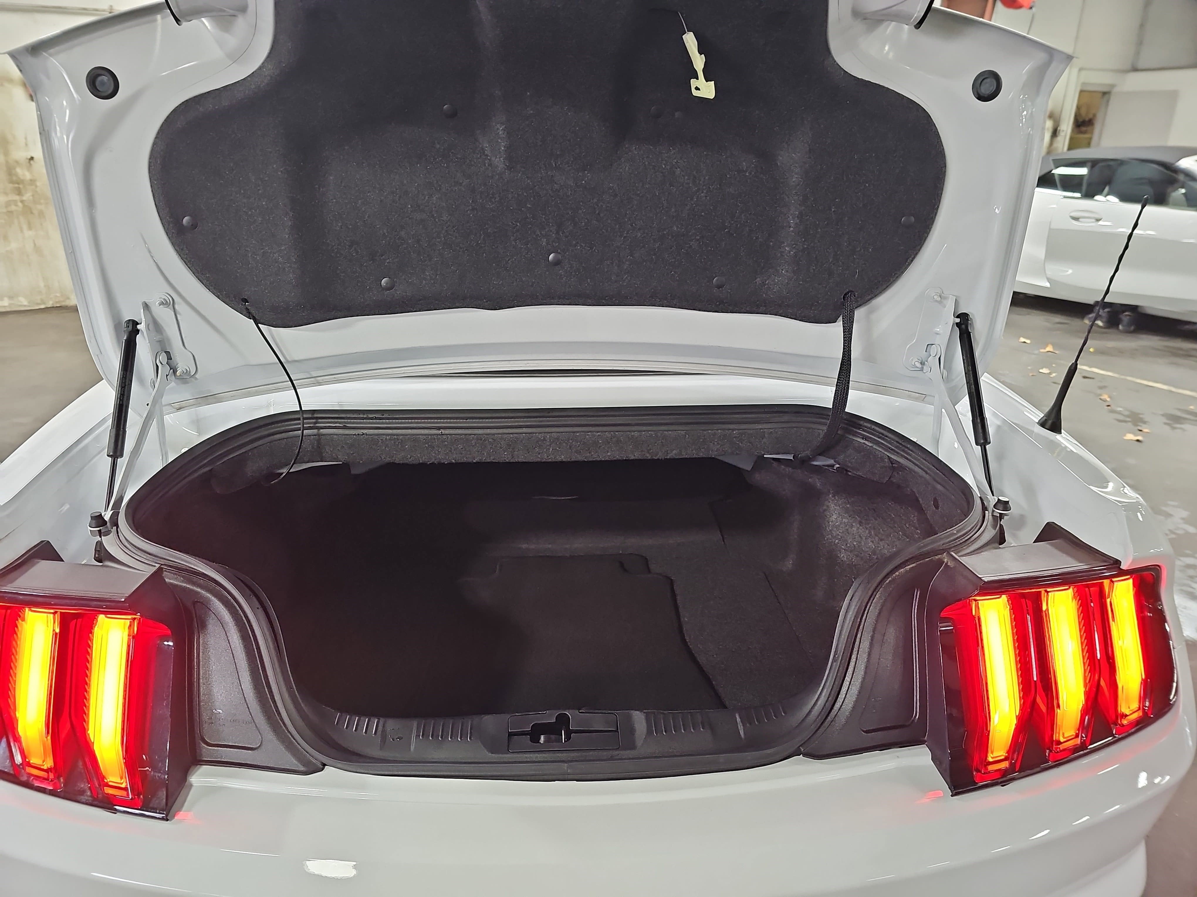 2023 Ford Mustang EcoBoost