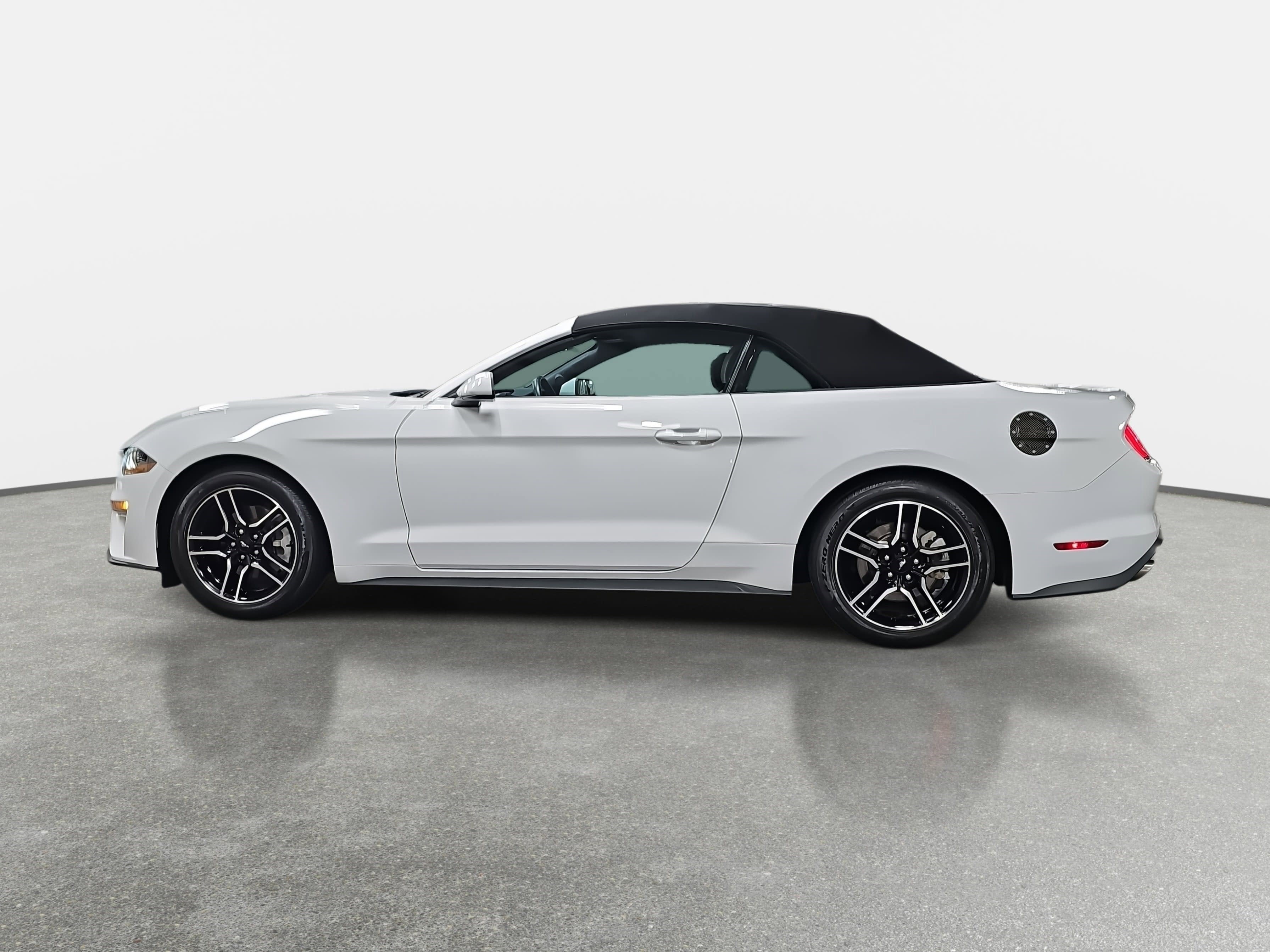 2023 Ford Mustang EcoBoost