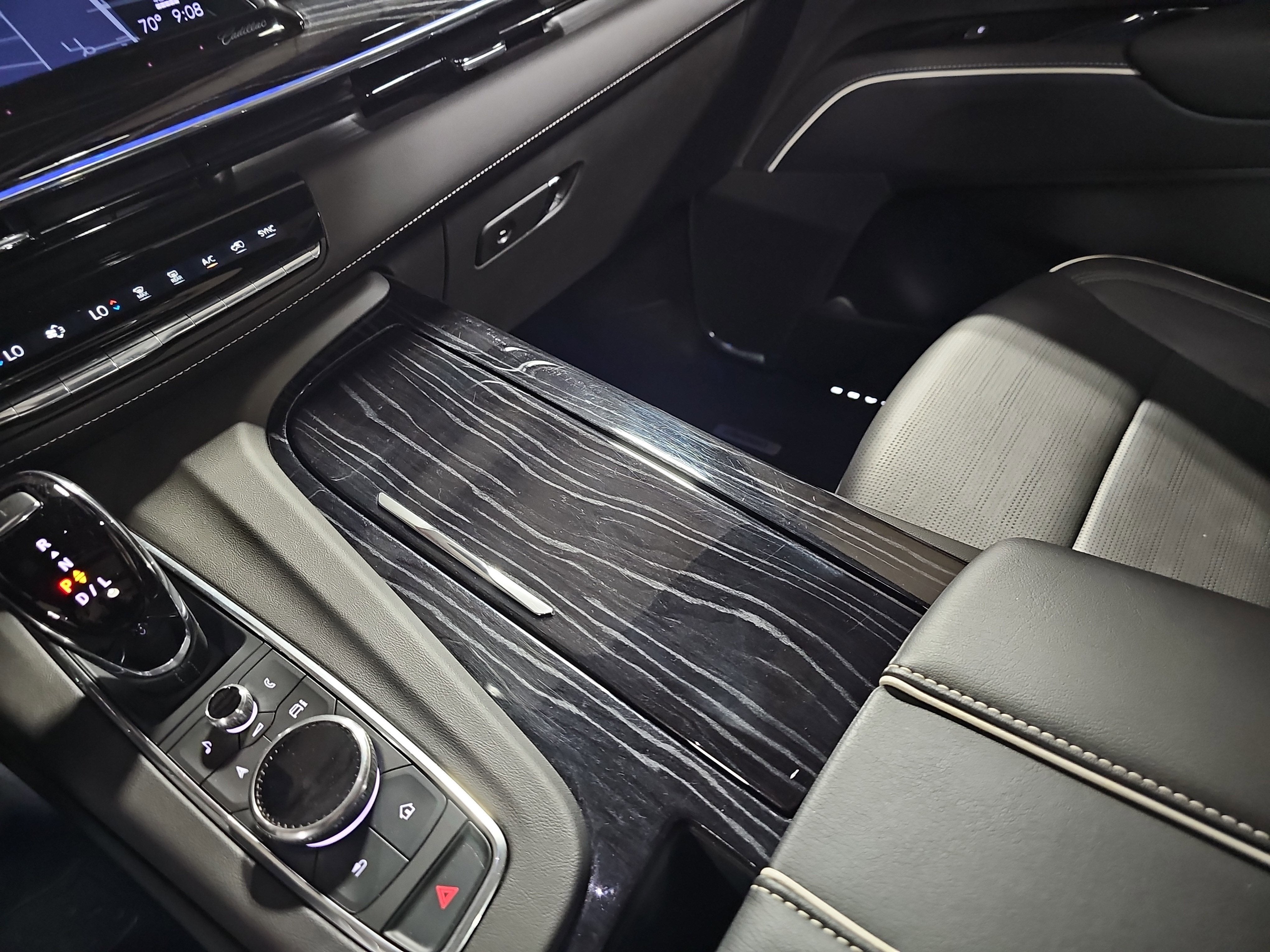 2023 Cadillac Escalade 4WD Sport