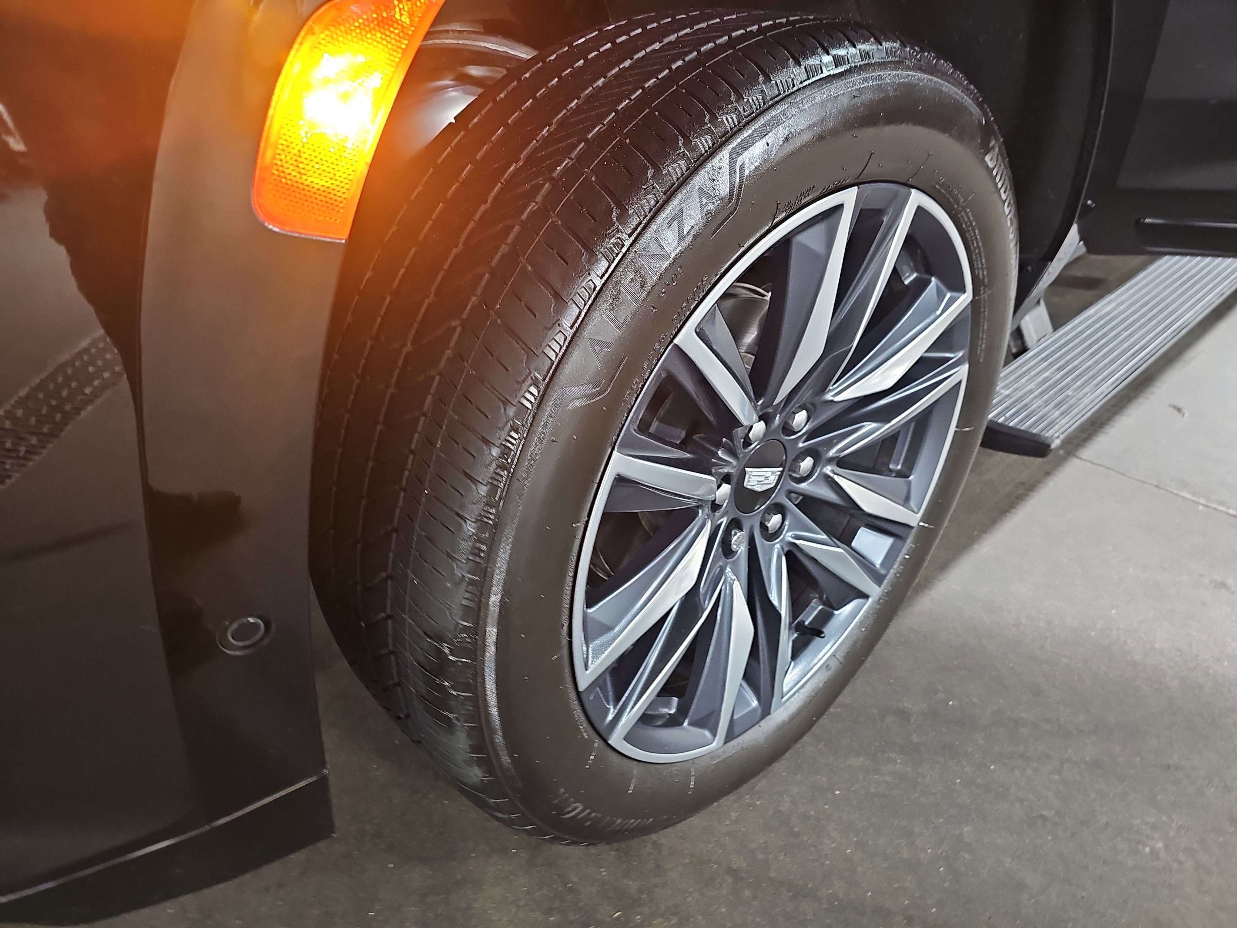 2023 Cadillac Escalade 4WD Sport
