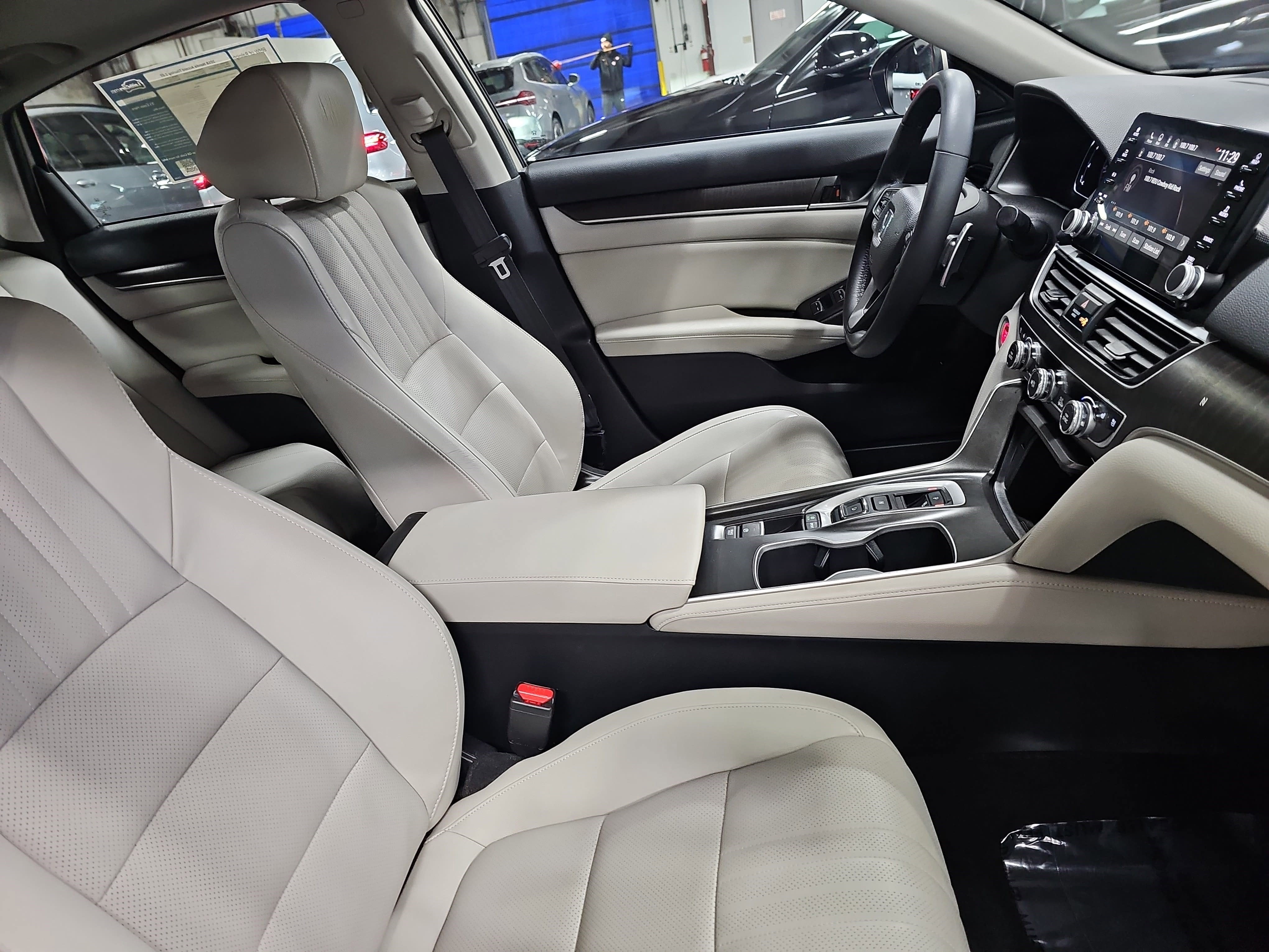 2018 Honda Accord Sedan Touring 2.0T