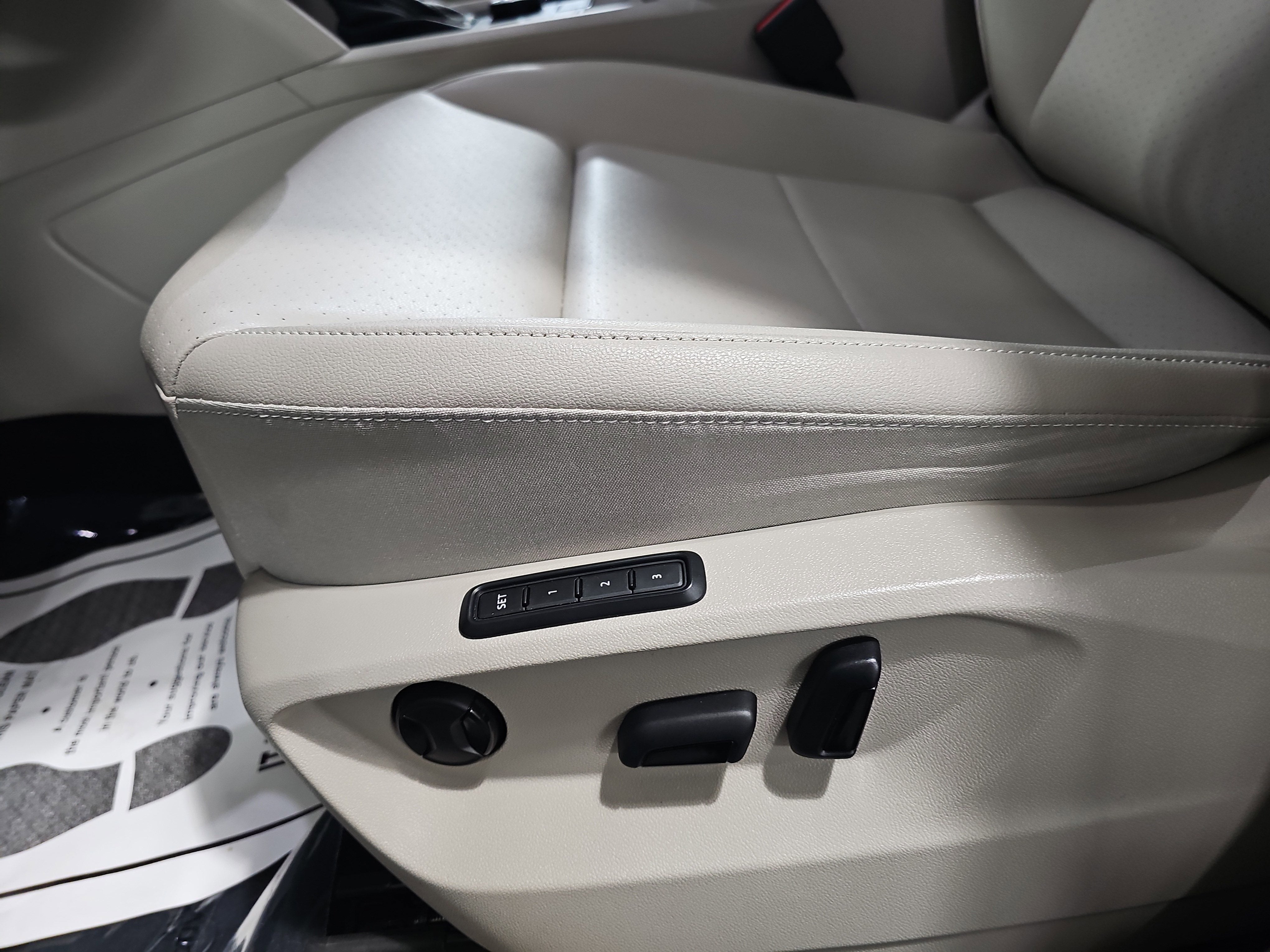 2023 Volkswagen Atlas 2.0T SEL