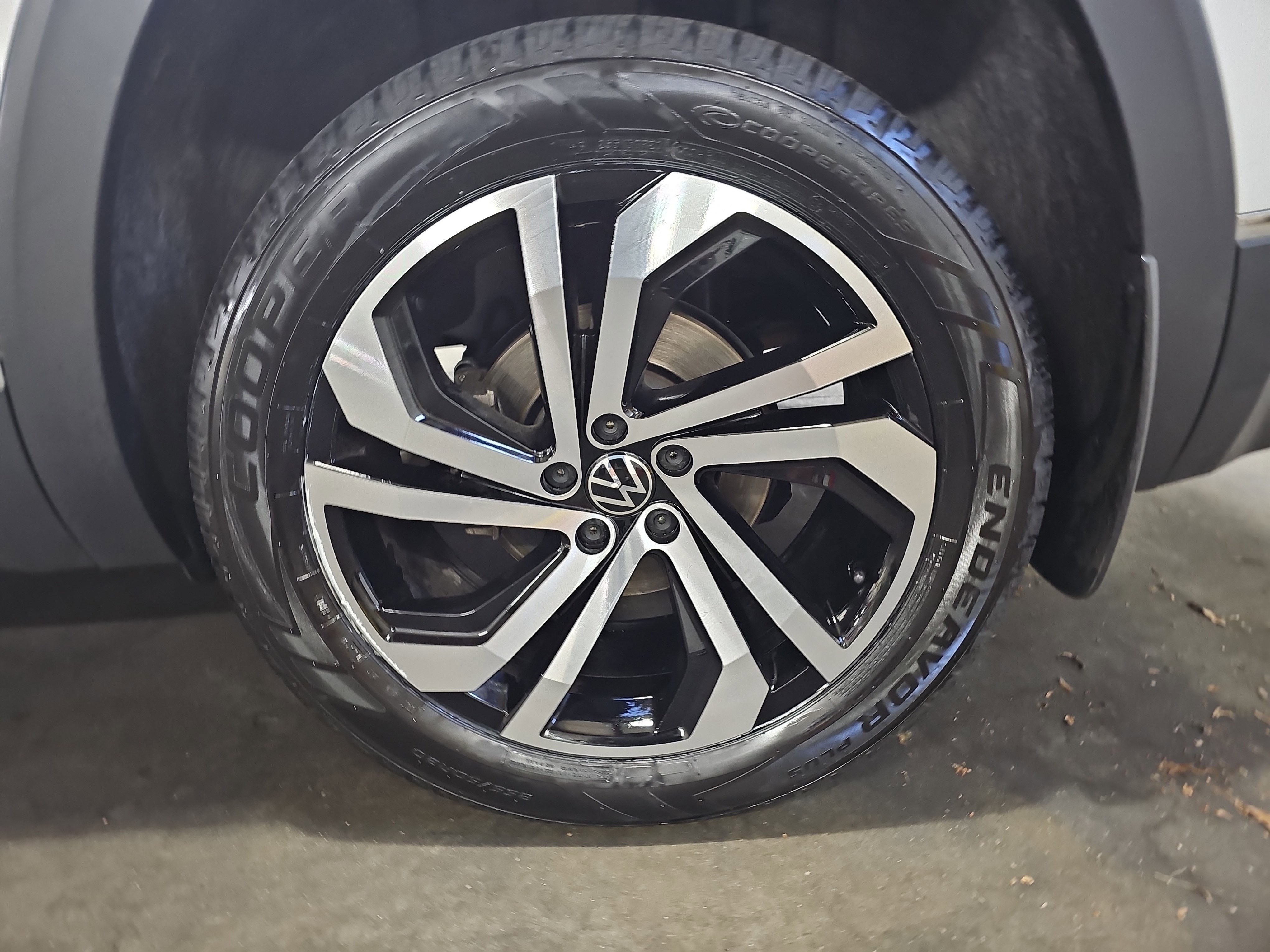 2023 Volkswagen Atlas 2.0T SEL