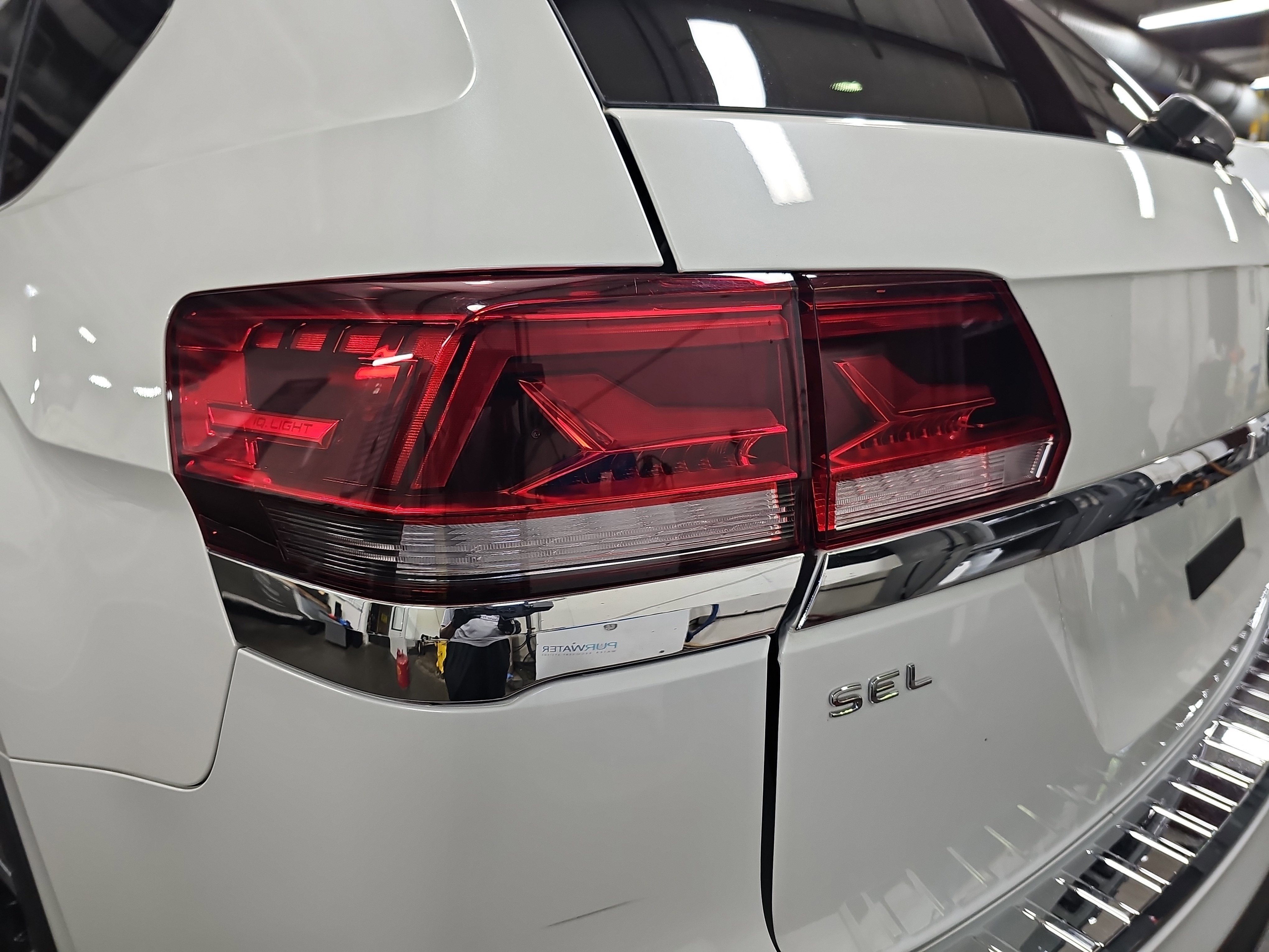 2023 Volkswagen Atlas 2.0T SEL