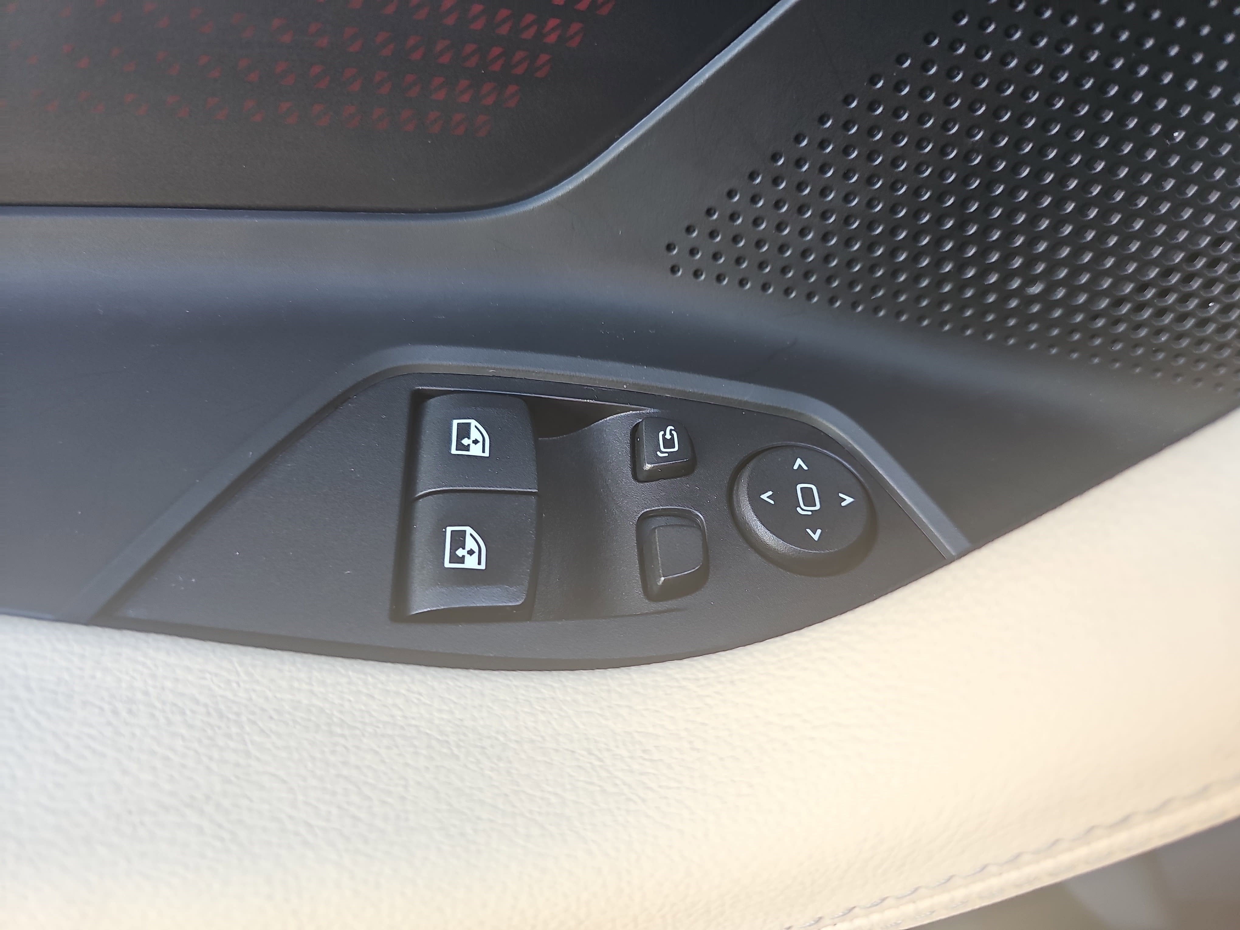 2025 BMW 2 Series 230i xDrive