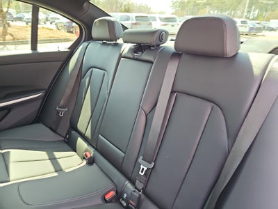 2025 BMW 3 Series 330i