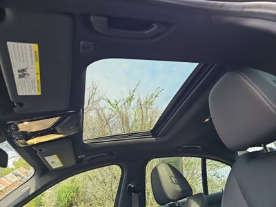 2025 BMW 3 Series 330i