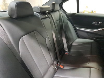 2025 BMW 3 Series 330i