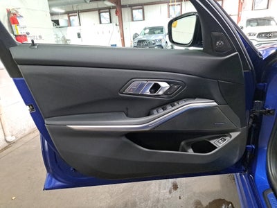 2025 BMW 3 Series 330i