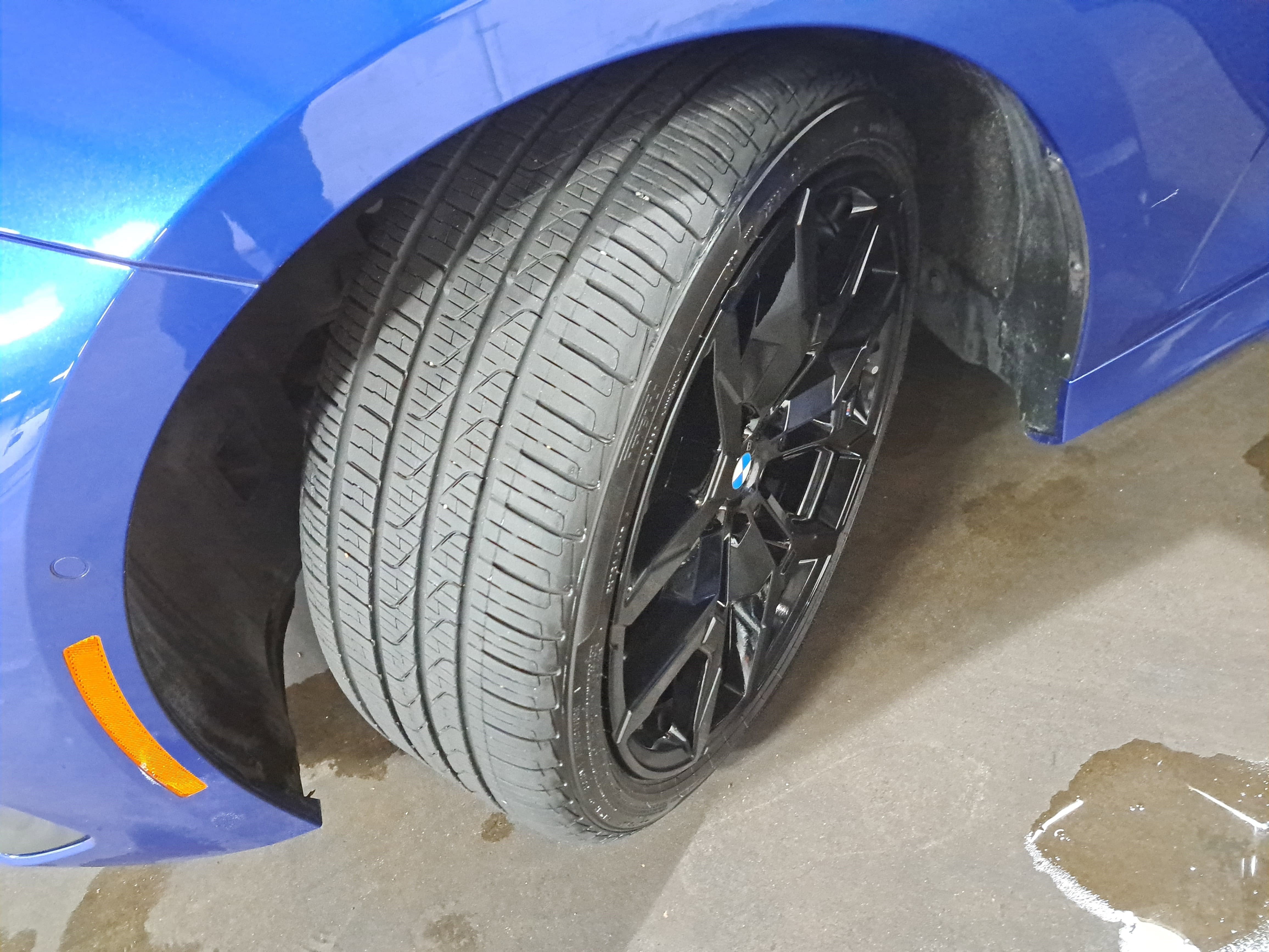 2025 BMW 3 Series 330i