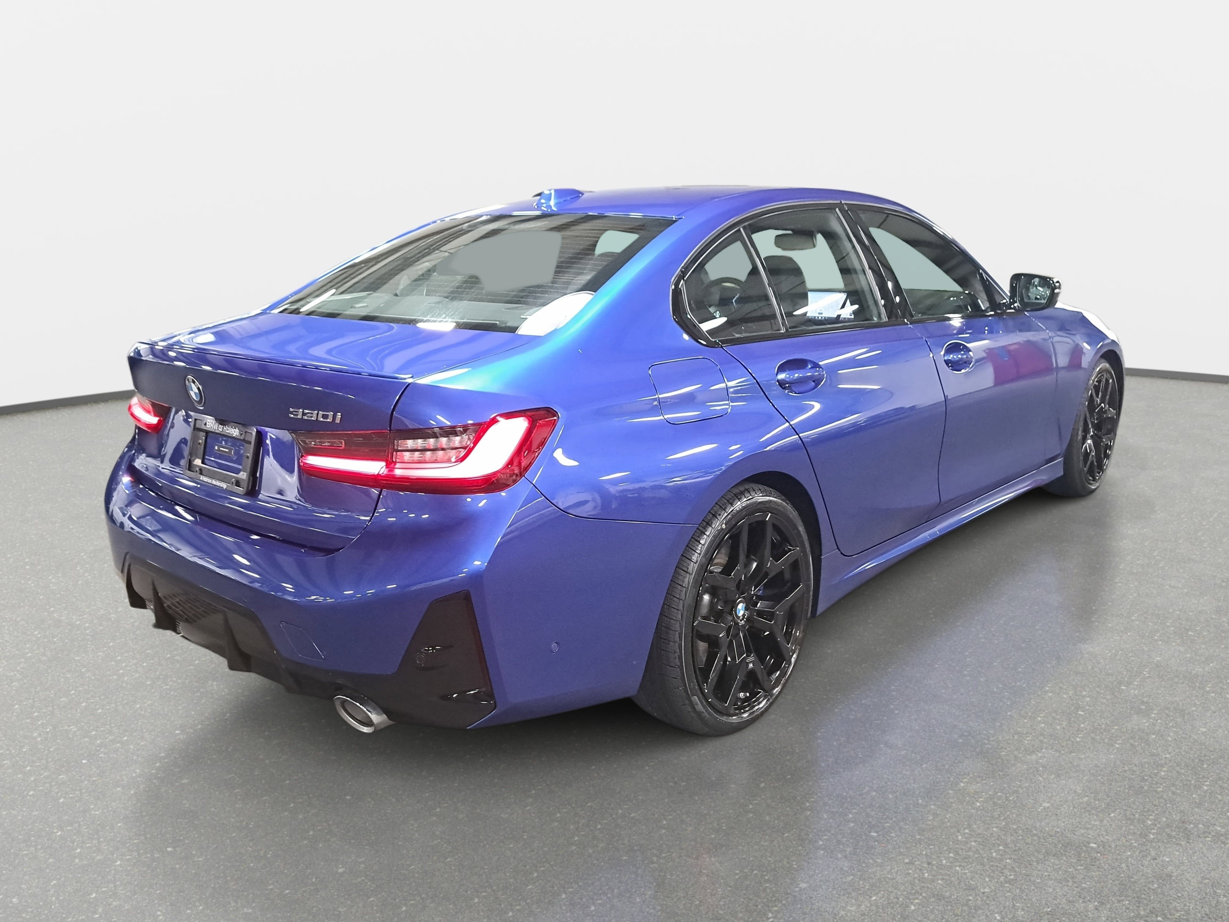 2025 BMW 3 Series 330i