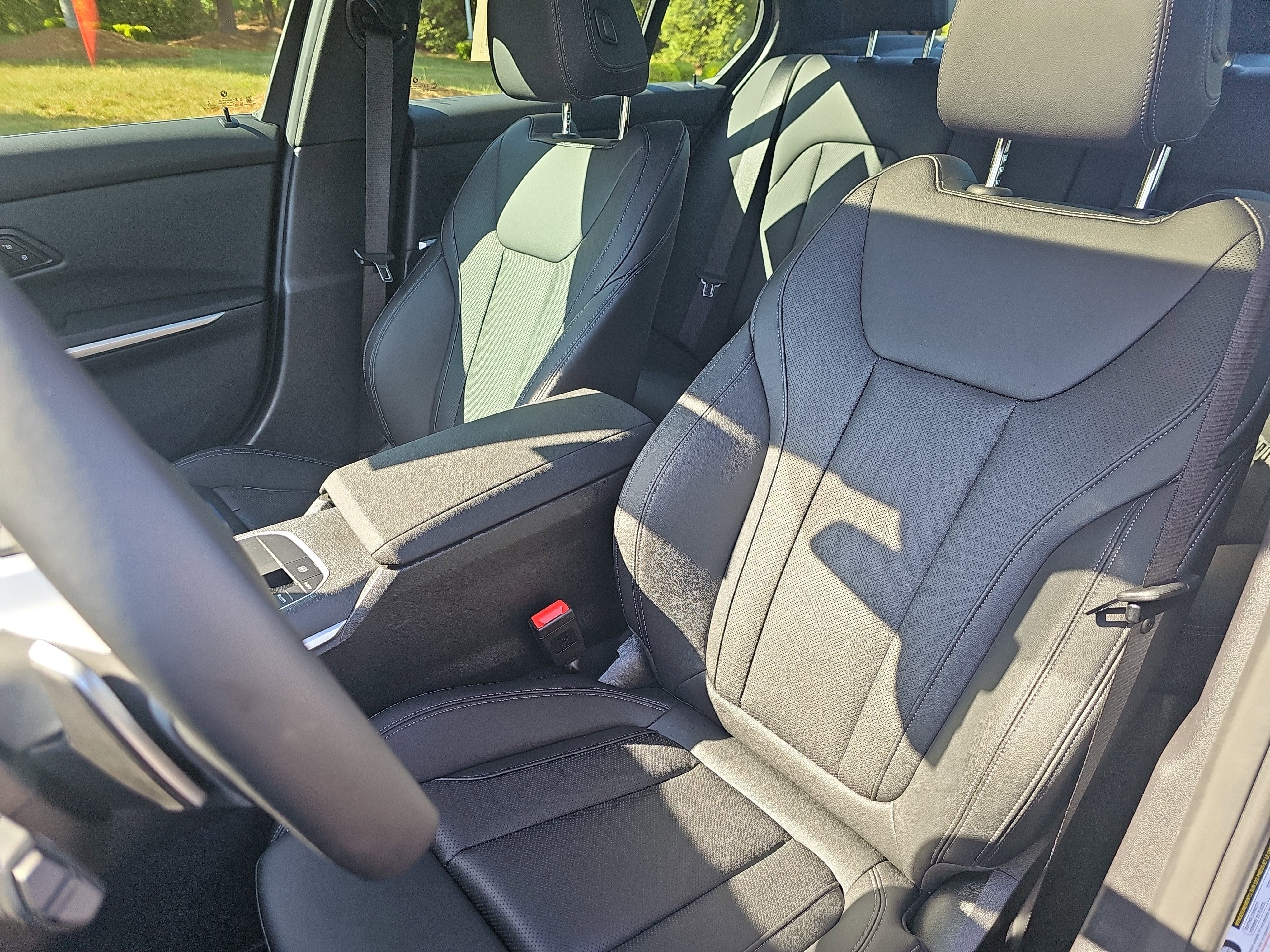 2025 BMW 3 Series 330i