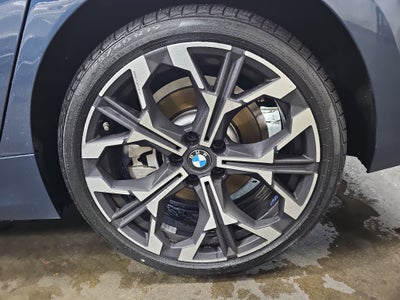 2025 BMW 3 Series 330i