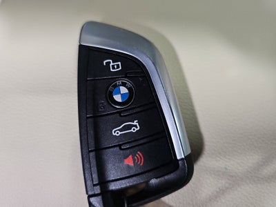 2025 BMW 3 Series 330i