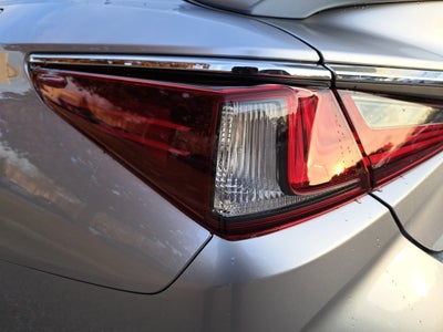 2025 Lexus ES ES 300h