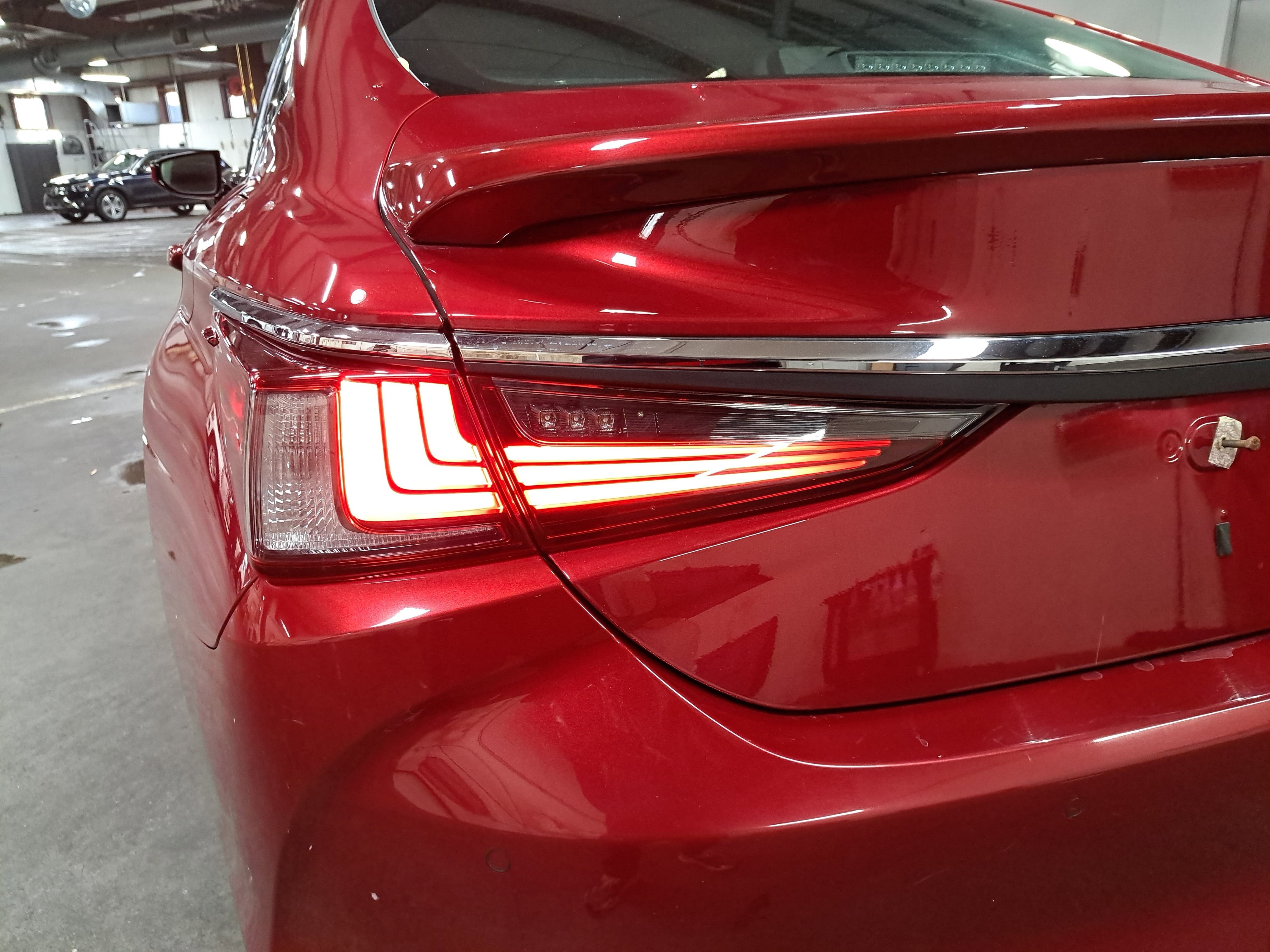 2022 Lexus ES ES 350