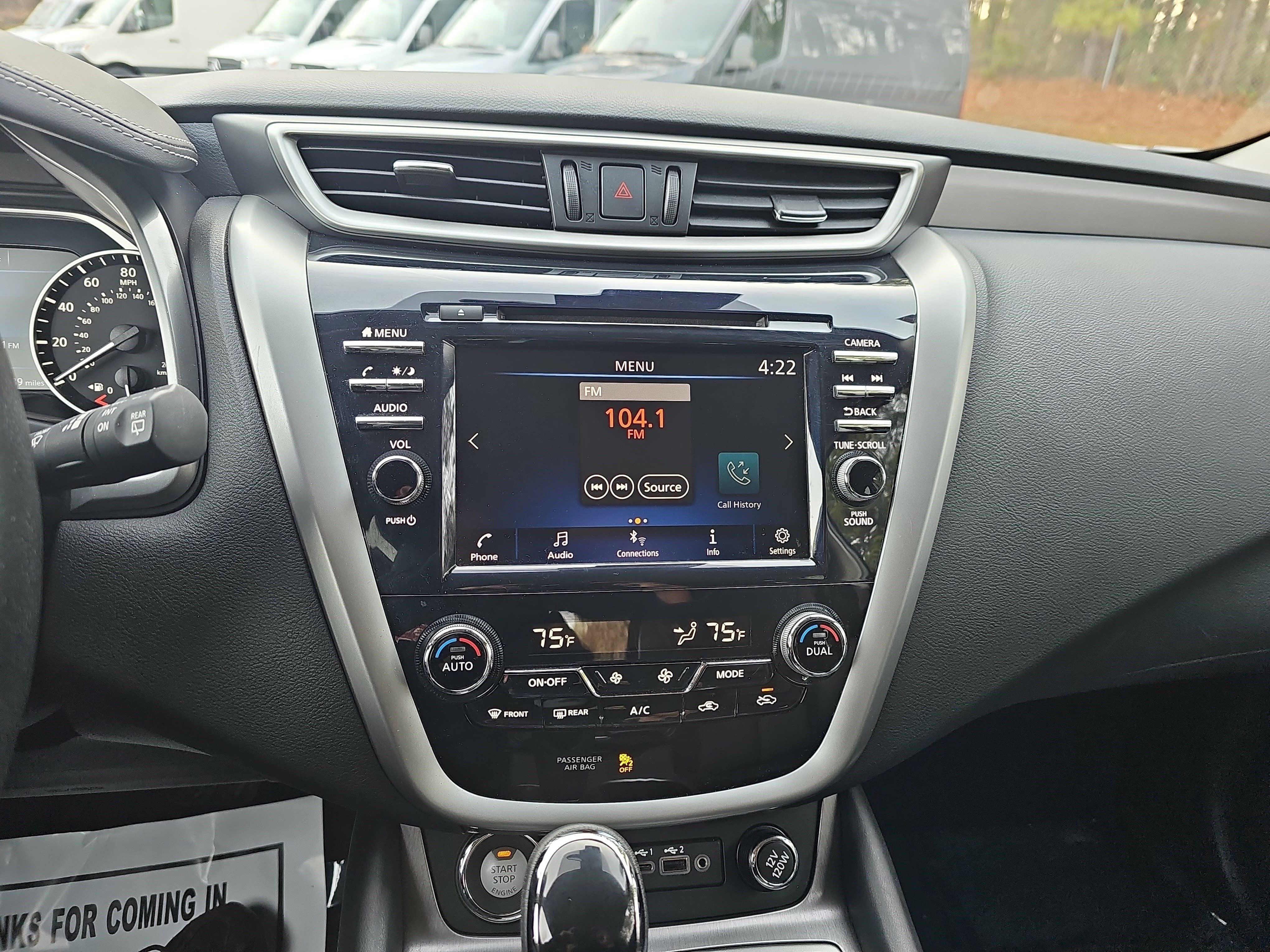 2022 Nissan Murano SV