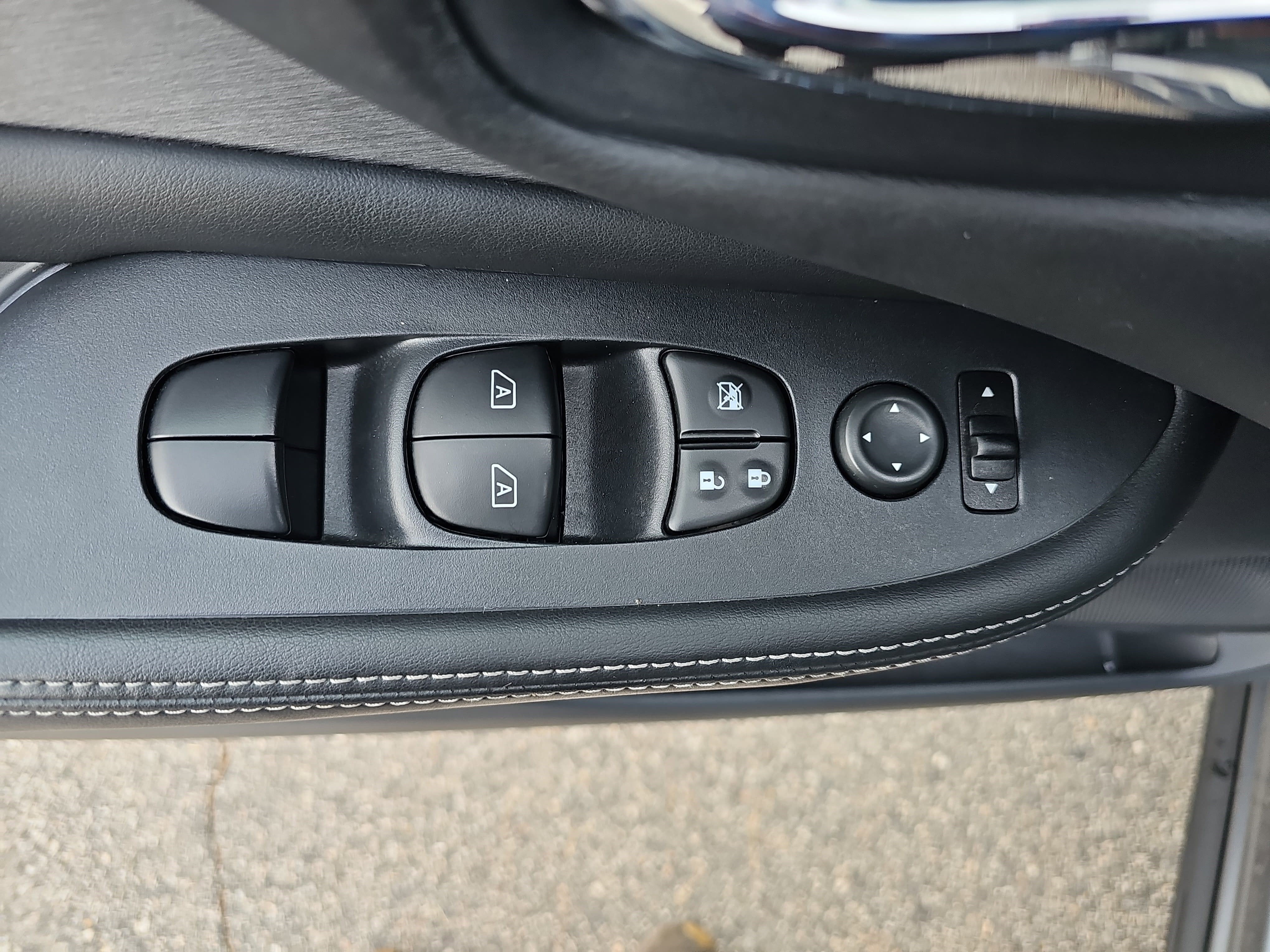 2022 Nissan Murano SV