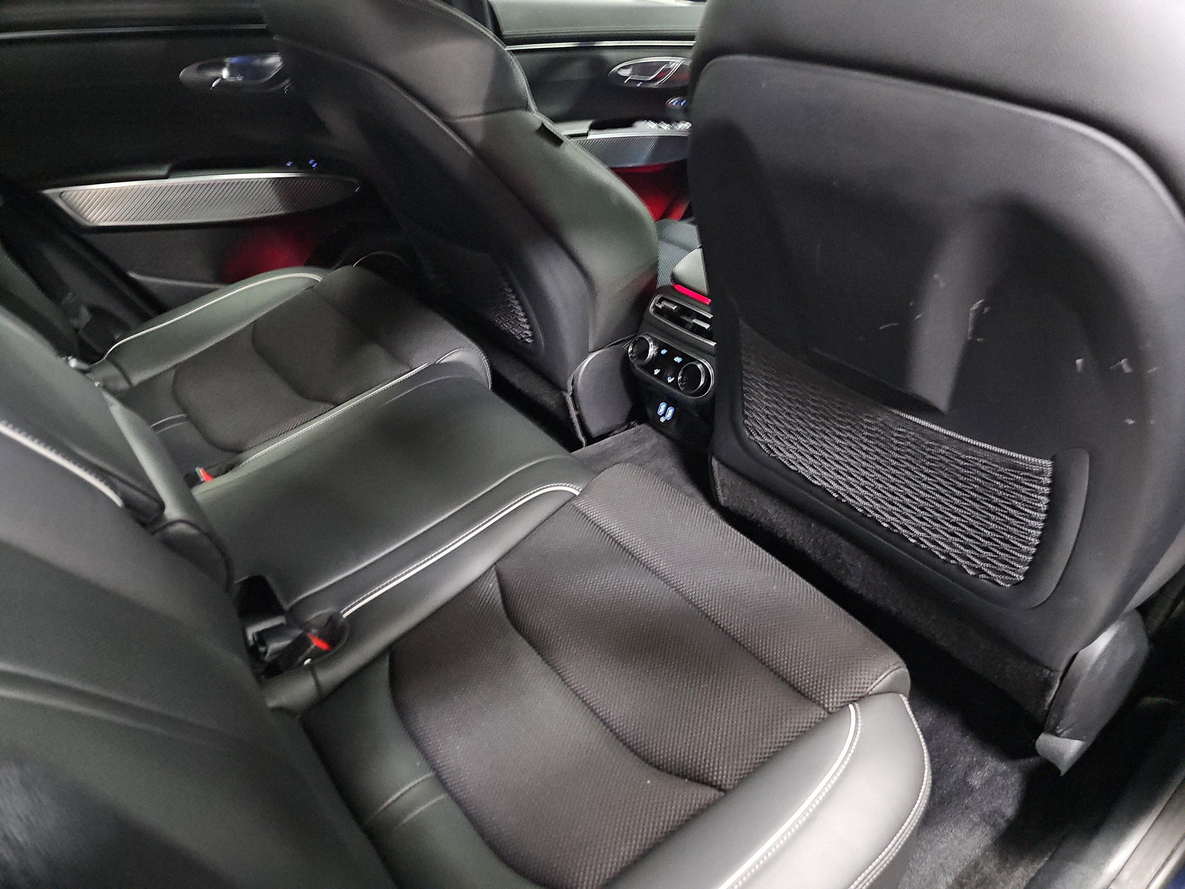 2024 Genesis GV70 2.5T