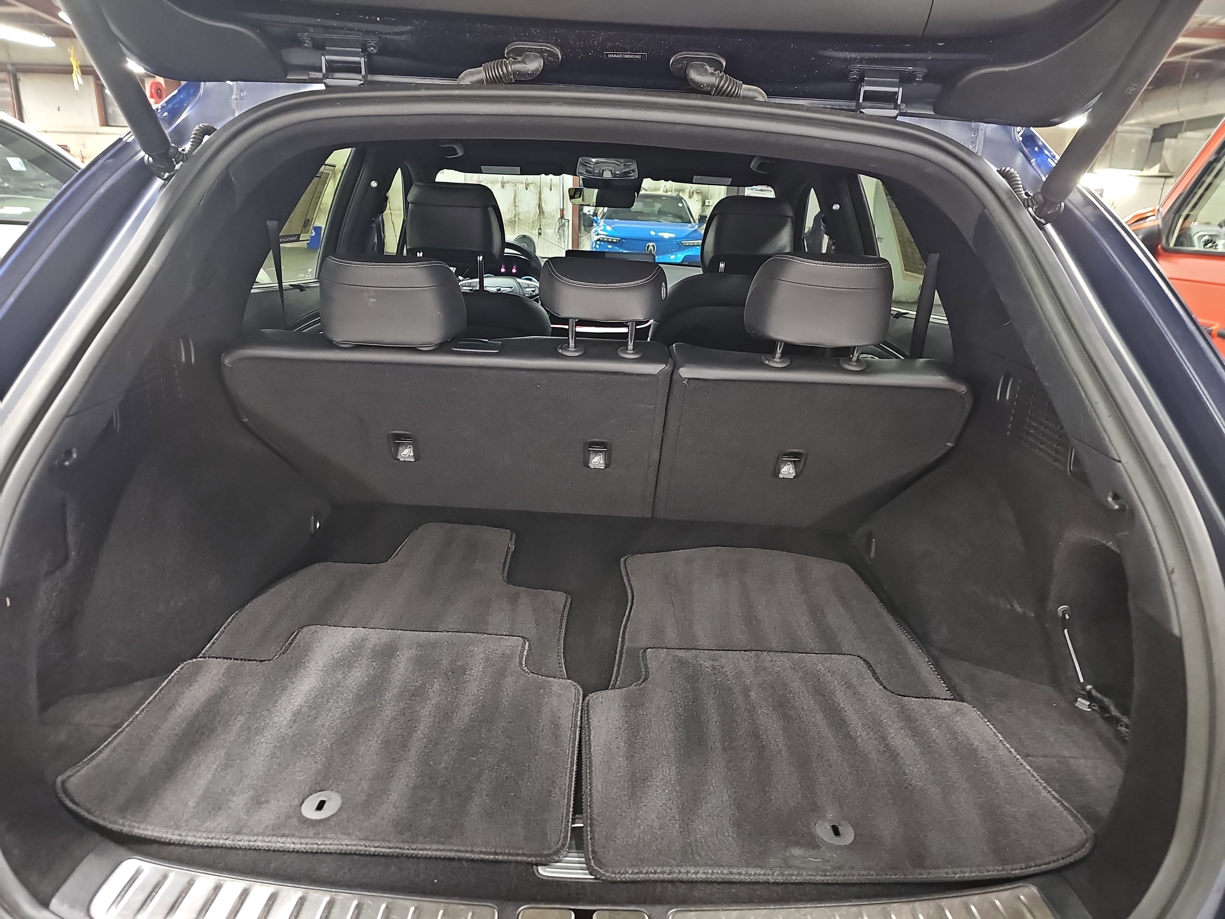 2024 Genesis GV70 2.5T