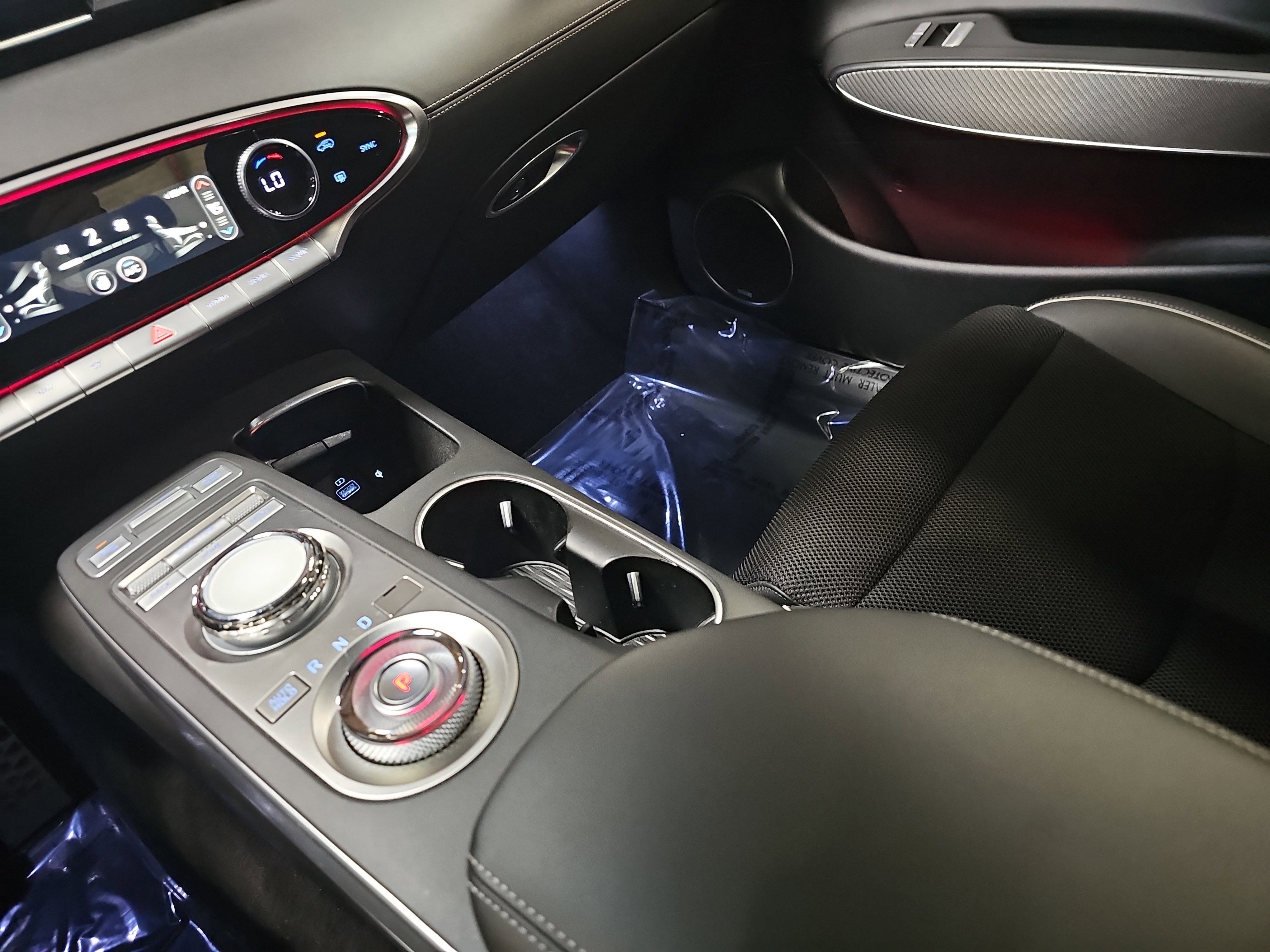 2024 Genesis GV70 2.5T