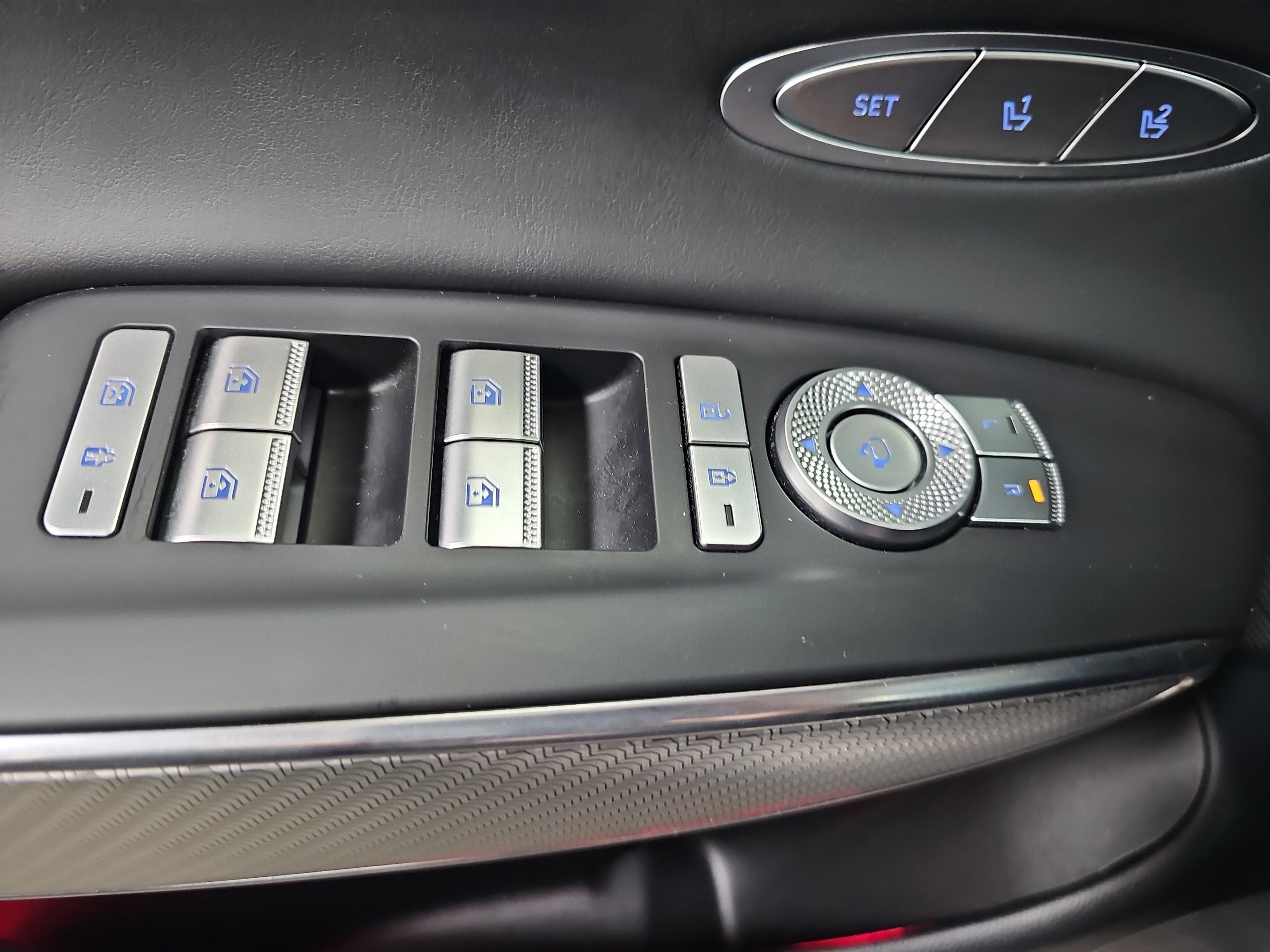 2024 Genesis GV70 2.5T
