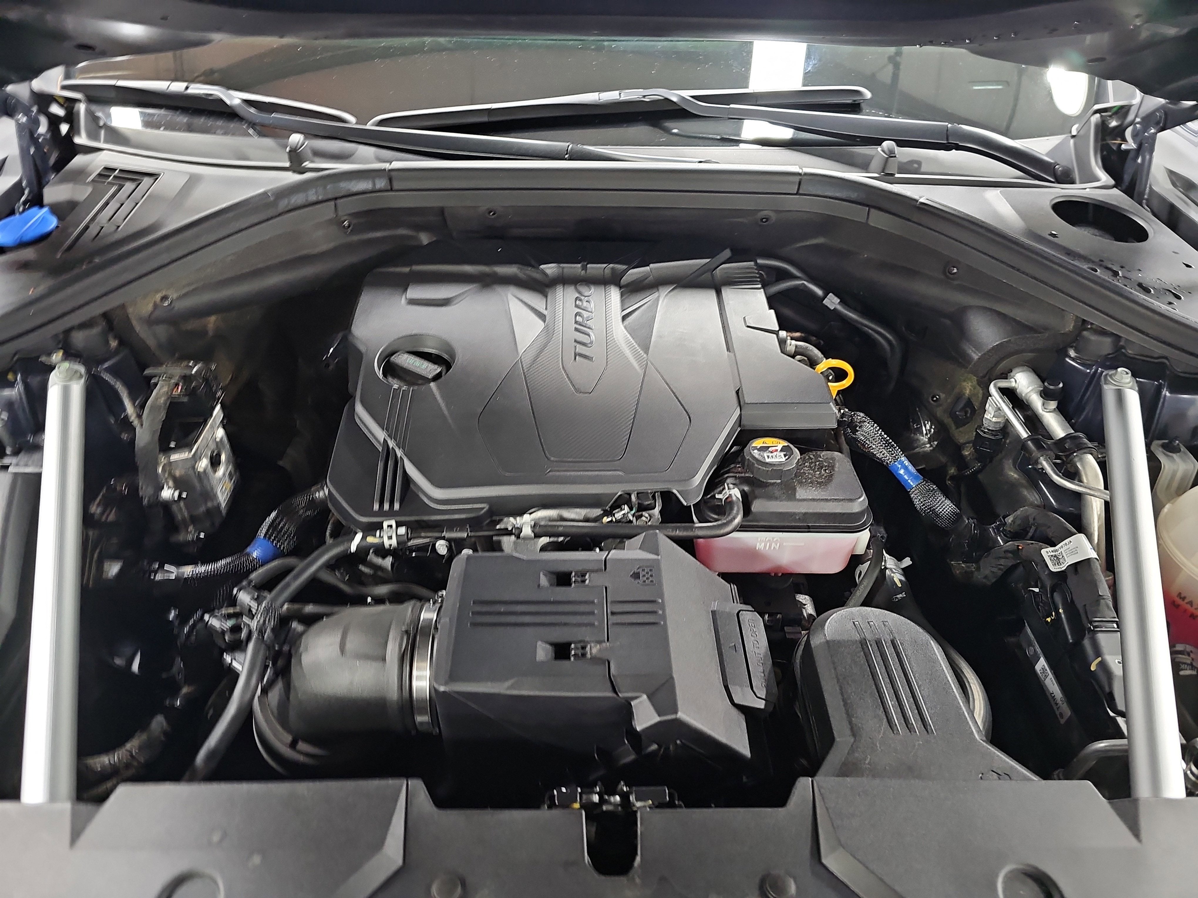 2024 Genesis GV70 2.5T