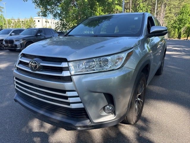 2017 Toyota Highlander LE