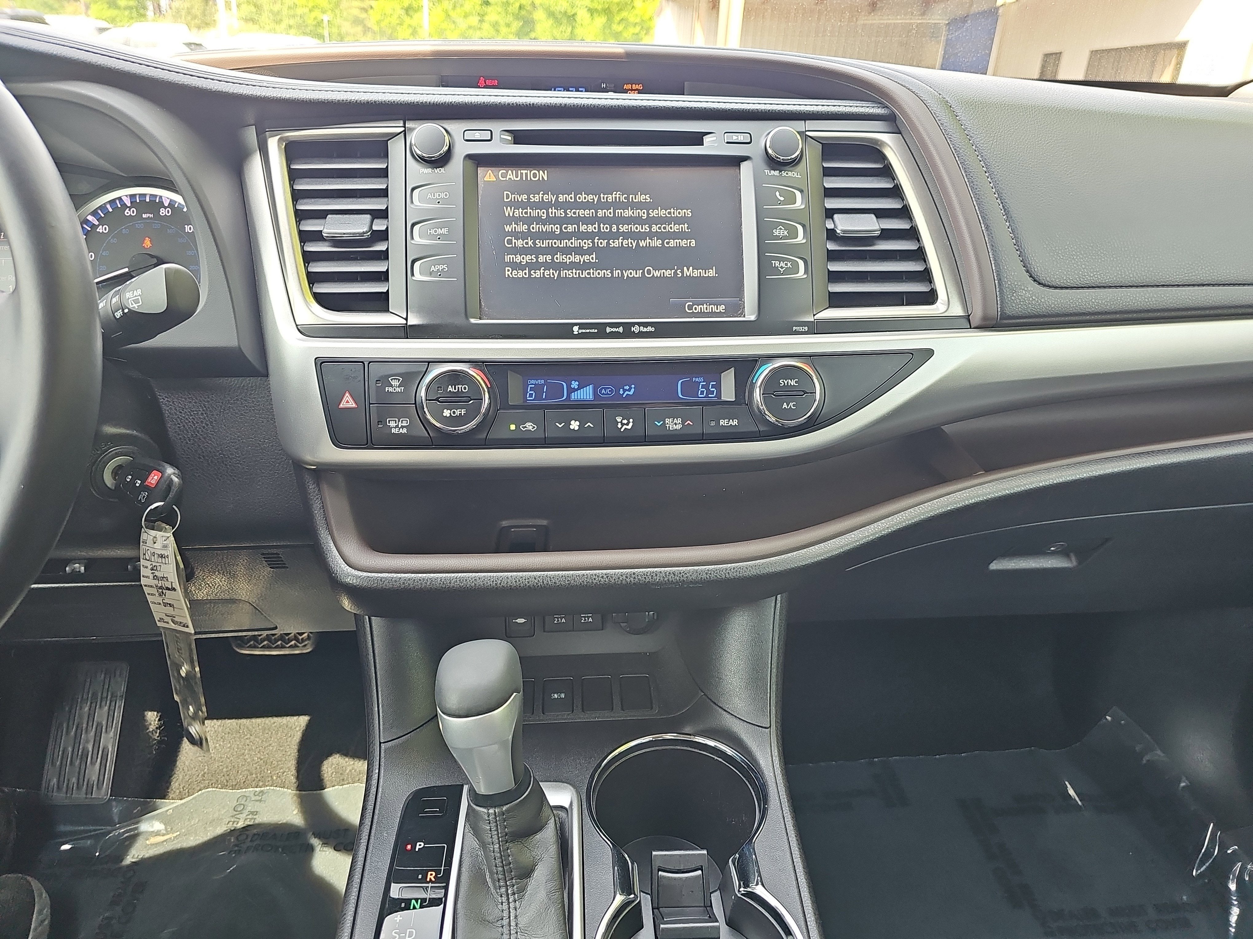 2017 Toyota Highlander LE