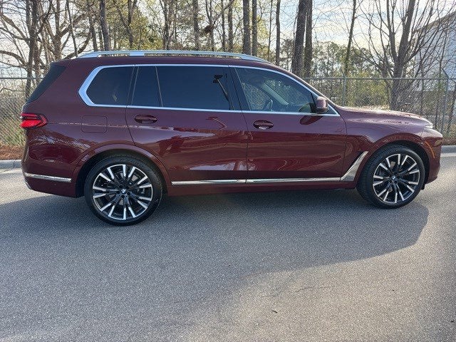 2025 BMW X7 xDrive40i