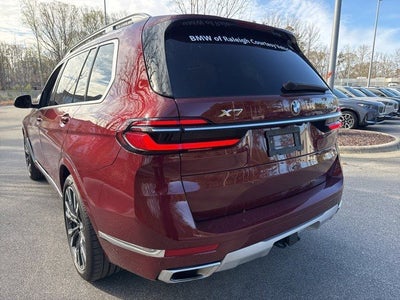 2025 BMW X7 xDrive40i