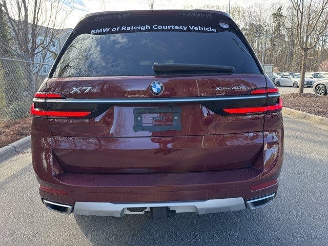 2025 BMW X7 xDrive40i