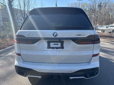 2025 BMW X7 xDrive40i