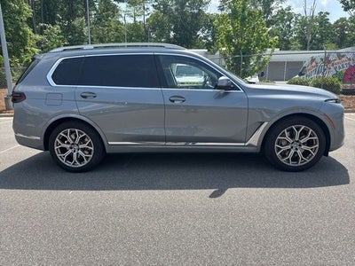 2025 BMW X7 xDrive40i