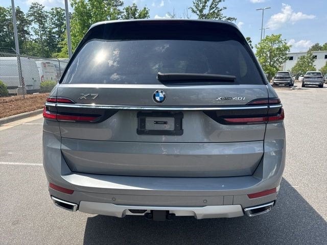 2025 BMW X7 xDrive40i