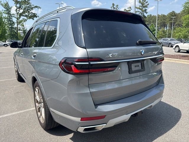 2025 BMW X7 xDrive40i
