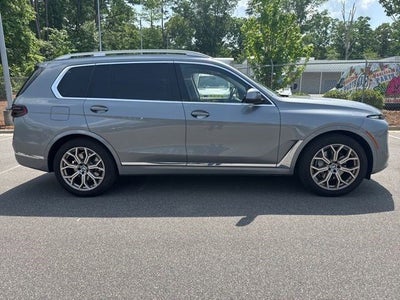2025 BMW X7 xDrive40i