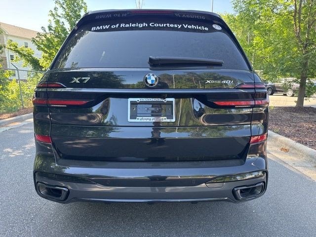 2026 BMW X7 xDrive40i