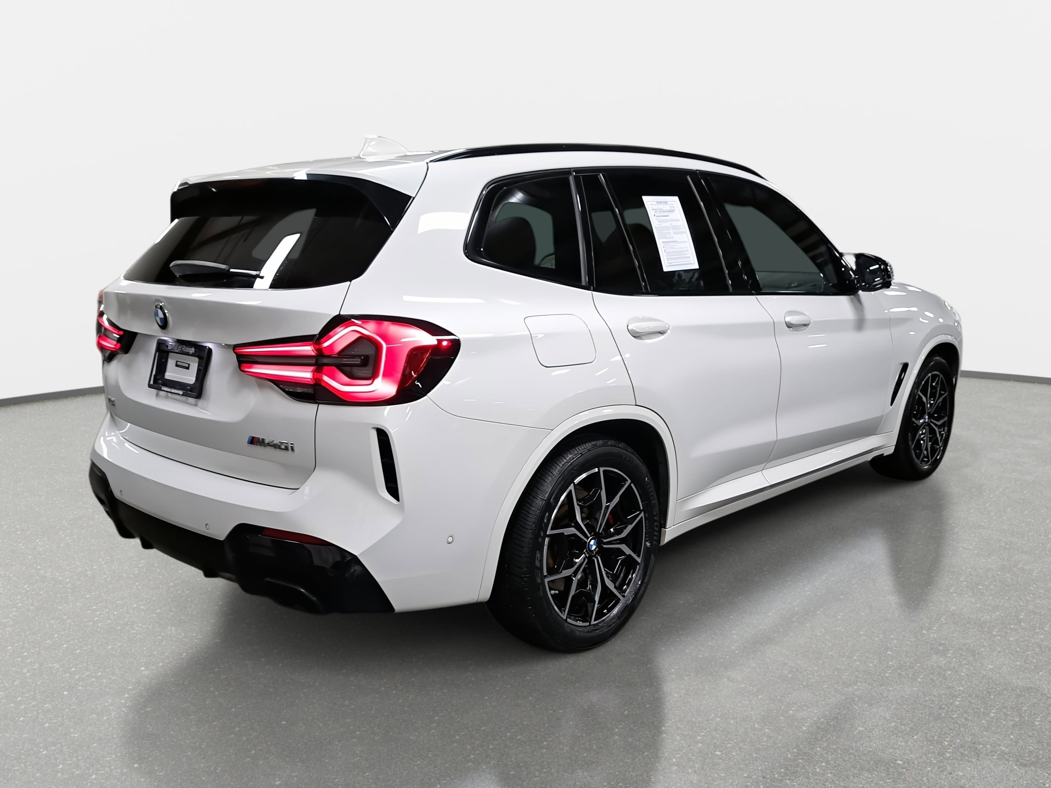 2022 BMW X3 M40i