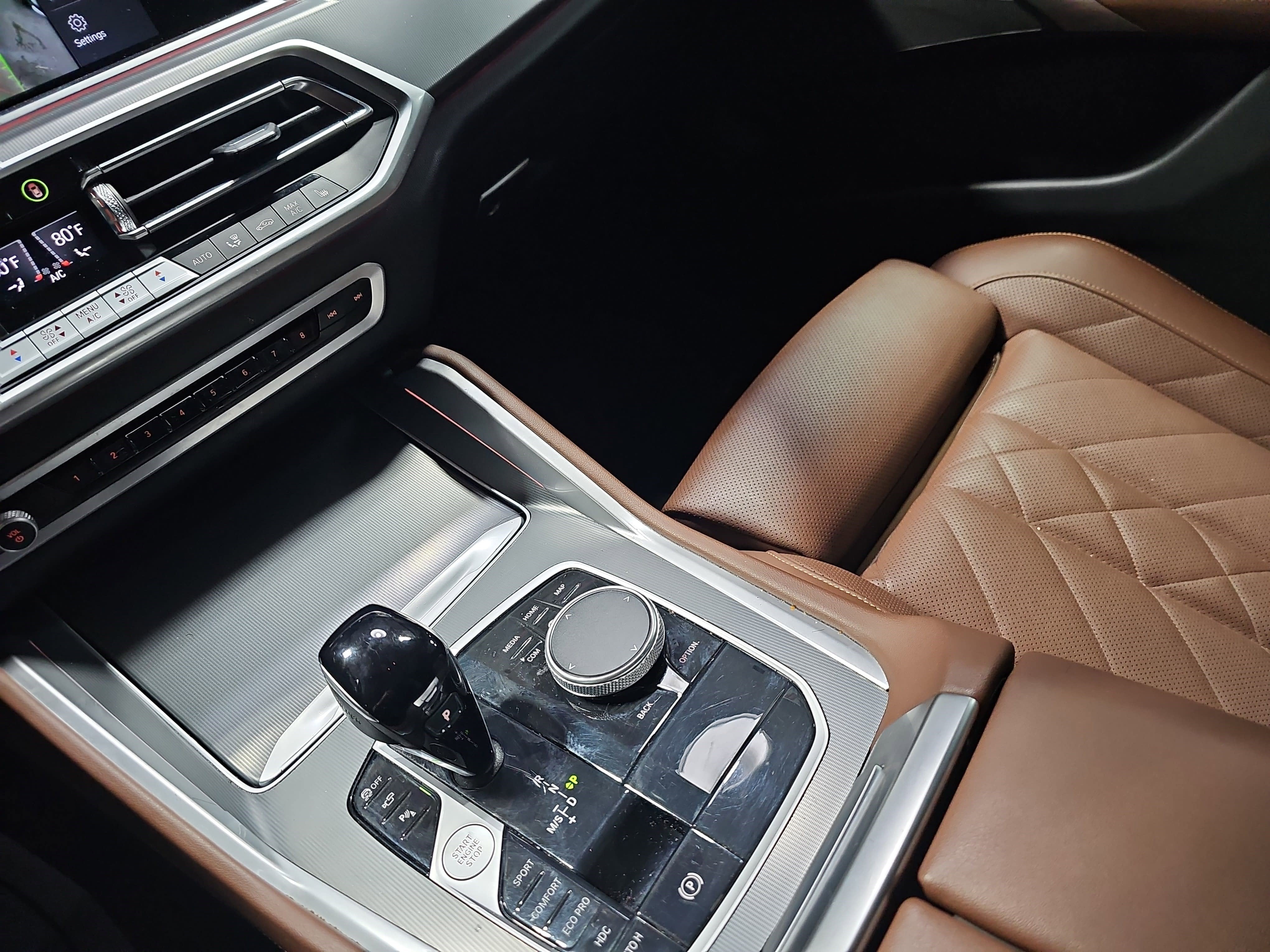 2023 BMW X6 xDrive40i