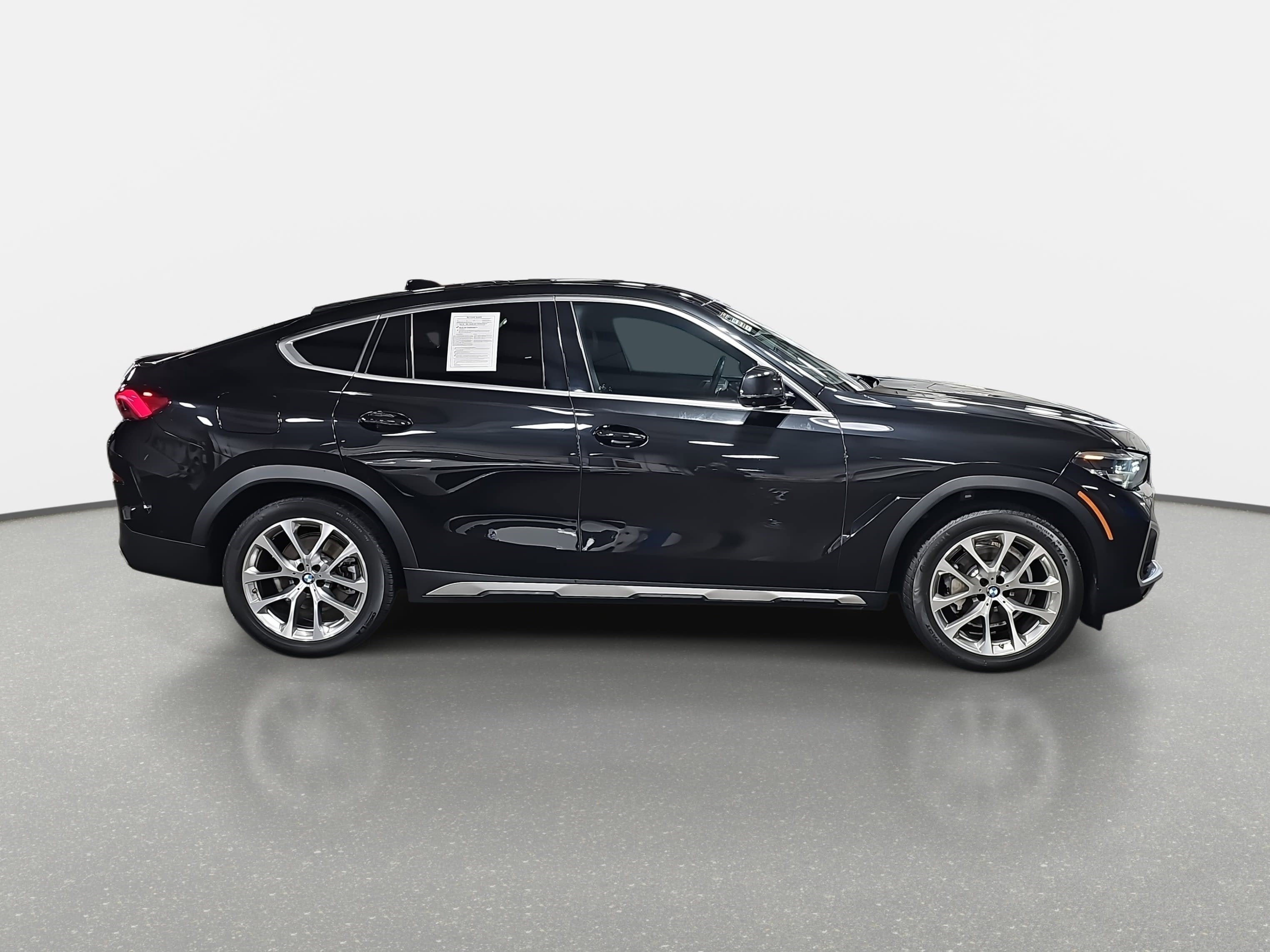 2023 BMW X6 xDrive40i