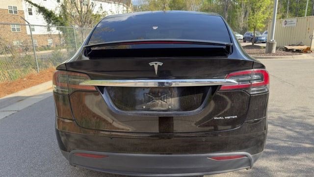 2020 Tesla Model X Long Range