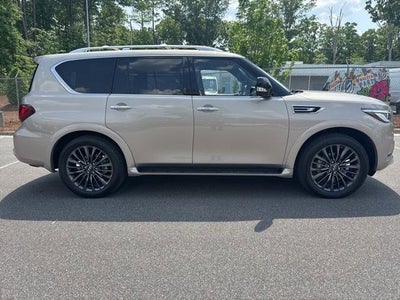 2024 INFINITI QX80 SENSORY