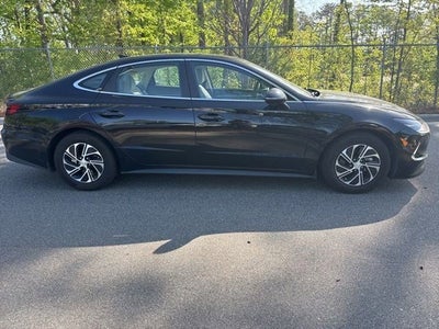 2023 Hyundai Sonata Hybrid Blue