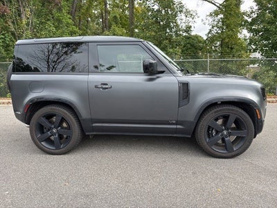 2024 Land Rover Defender Carpathian Edition