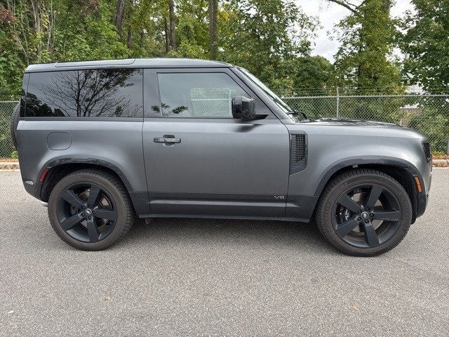 2024 Land Rover Defender Carpathian Edition