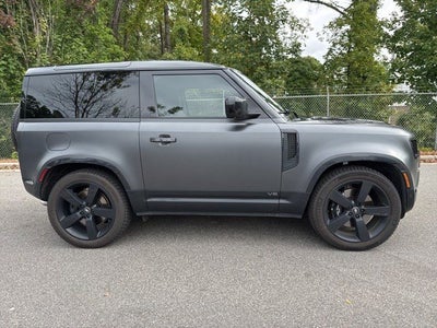 2024 Land Rover Defender Carpathian Edition