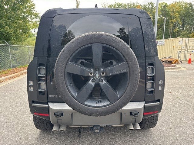 2024 Land Rover Defender Carpathian Edition